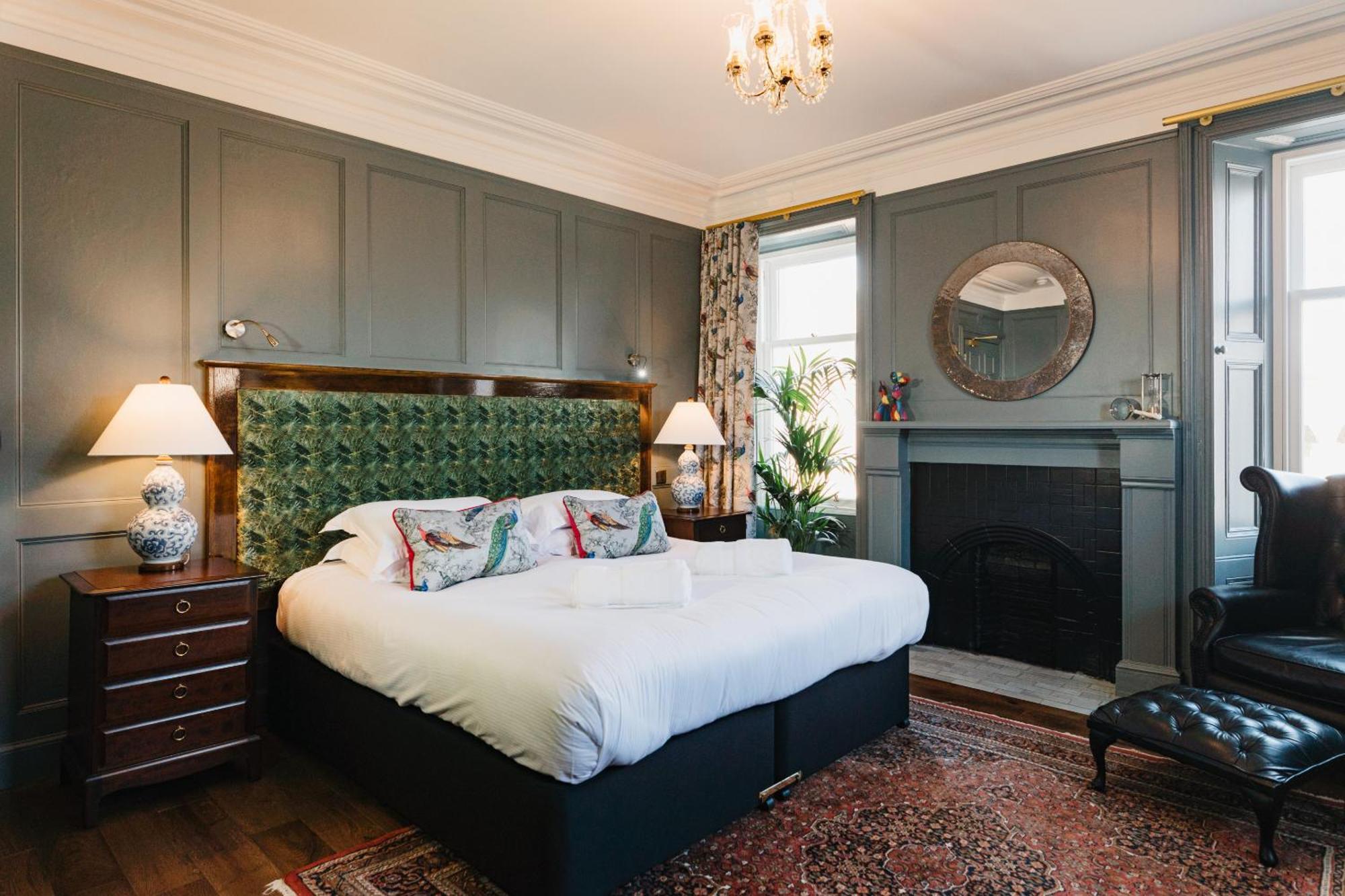 Coorie Inn Restaurant And Rooms Crieff Chambre photo